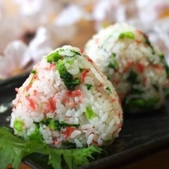 桜を見ながらランチ会しませんか？🌸🍙 - その他