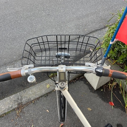 BRIDESTONE 27インチ シティサイクル 6段階変則付き ライト付き