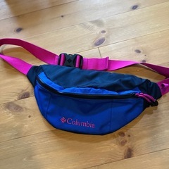 コロンビア　ショルダーバッグ