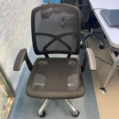 オフィスチェアの画像
