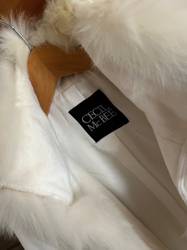 CECIL McBEE セシルマクビー 白 コート　　