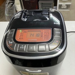 A2504-057 アイリスオーヤマ マイコンジャー炊飯器 RC-MC50-B 2018年製 5.5合炊き 通電確認済み キズ汚れ有りの画像