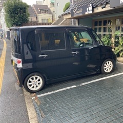 ダイハツタントカスタムXの画像