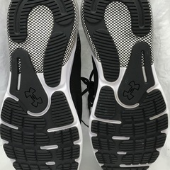 ☆ドリーム２号館☆UNDER ARMOUR/UAホバータービュランス2ワイド/BK/28.0cmの画像