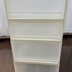 無印良品クローゼットケース