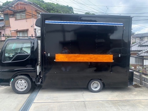キッチンカー　冷暖房付き　MAZDAタイタンダッシュ