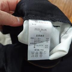 【お話し中】新品タグ付き　黒　ストレッチ　パンツ　LLの画像