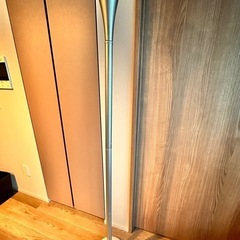 ニトリスタンド照明の画像