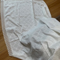 テーブルクロス　レース編み　しっかりした生地で質感がいいの画像