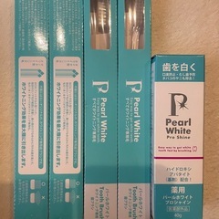 ホワイトニング専用歯磨き粉と歯ブラシ2本の画像