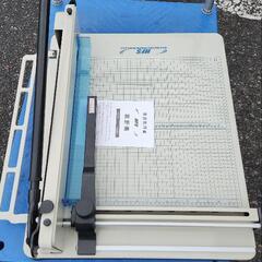 裁断機の画像