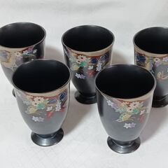 ♡　最終値下げ / ビールをとことん楽しむ陶器製のビアカップ5個...