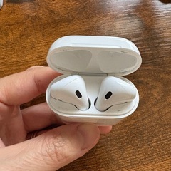 AirPods 充電ケース付きの画像