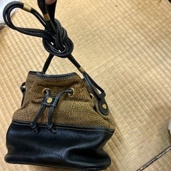 早いもの勝ち❗️ボルボネーゼ BORBONESE ショルダーバッグ 