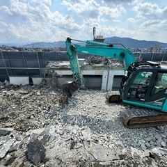 解体工事に伴うオペレーターやトラックの運転手、作業員募集、会社事...