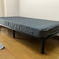 【値下げしました！】使用3ヶ月半　ニトリ　シングル脚付きマットレス　の画像