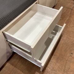 引出し収納付シングルベッドの画像