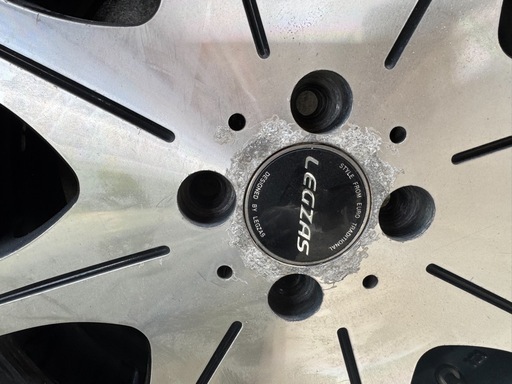 タイヤ 付きアルミホイール