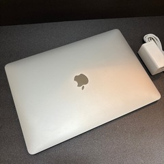 美品MacBook Air 2018 windows11 officeの画像