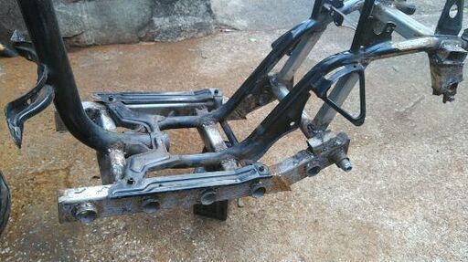 ペリカンジョグ250ccエンジンフレーム