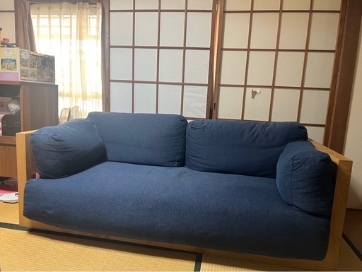 ソファ（1年使用・値段は要相談）