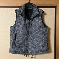 とても綺麗で軽いです！格安で！noa-ge ダウンベスト Mサイズ