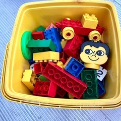 ☆★LEGO 黄色いバケツと赤いバケツのセット★☆の画像