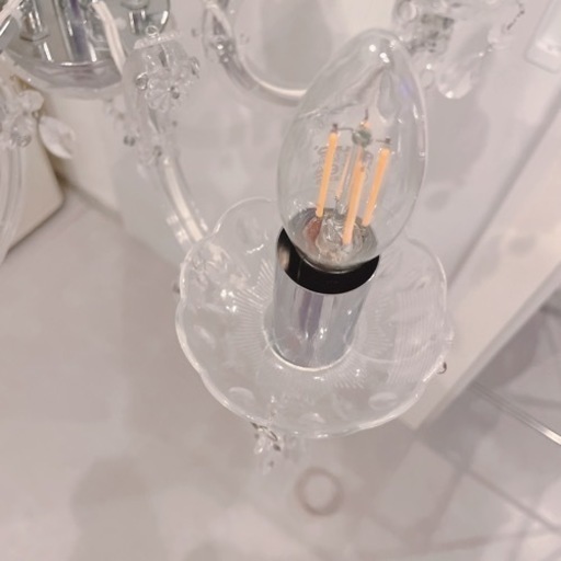 クリアシャンデリア＋替え電球付き 
