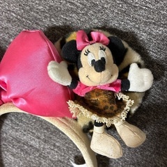 ディズニーリゾート　ミニー　カチューシャ　ヒョウ柄の画像