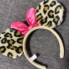 ディズニーリゾート　ミニー　カチューシャ　ヒョウ柄の画像