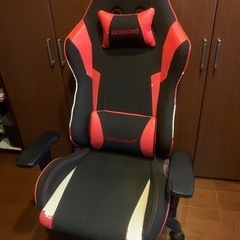 AK Racing ゲーミングチェア　Wolf 赤