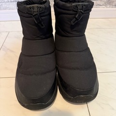 ノースフェイス ヌプシ ブーツ　スノーブーツ　ビブラムソール メ...