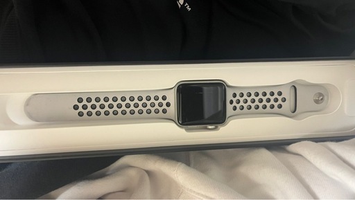 Apple Watch series 3NIKEモデル 42mm