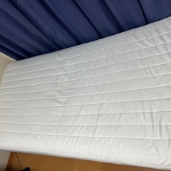  【受け取り予定者決定済】 
無印　脚付マットレス　ポケットコイル