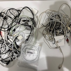 ケーブル、アダプター一式
