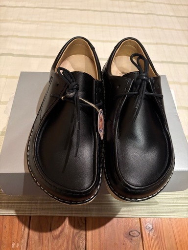新品ビルケンシュトック