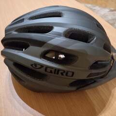 新品・自転車用ヘルメットあげます