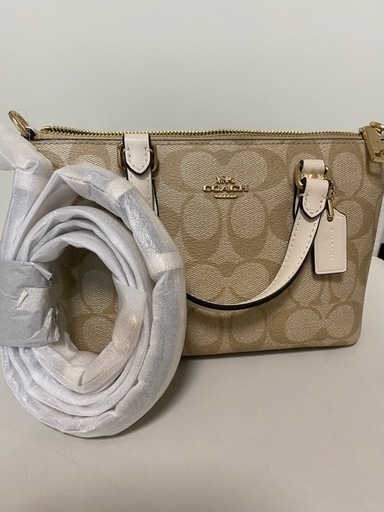 新品未使用 COACHミニショルダーバッグ