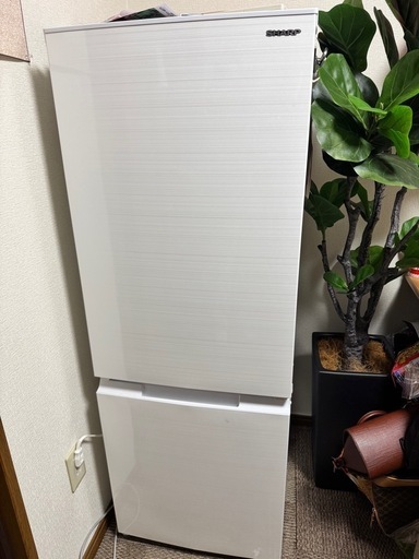 2022　シャープノンフロン冷凍冷蔵庫　179L
