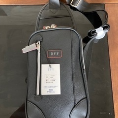 ★A.V.V ボディバッグ_新品未使用