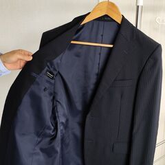 ３シーズンテーラードビジネススーツの画像