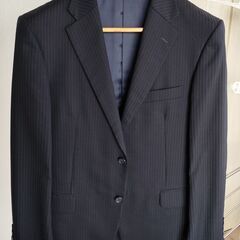 ３シーズンテーラードビジネススーツの画像