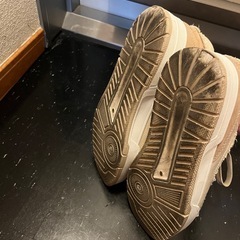 スニーカー　メンズの画像