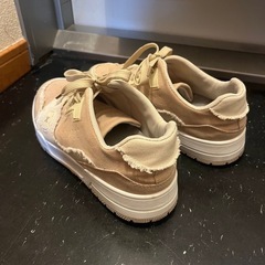 スニーカー　メンズの画像