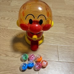 アンパンマンのガチャガチャの画像