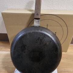 ambai オムレツパン240 FSK-004 蓋付き 鉄フライパンの画像