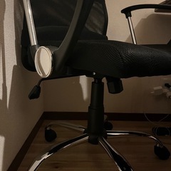 オフィスチェアの画像