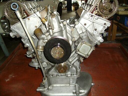 Ｍベンツエンジン専門工場-117-107SLリビルトエンジン.テスト済み販売