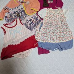 ベビー服8枚　７０サイズの画像