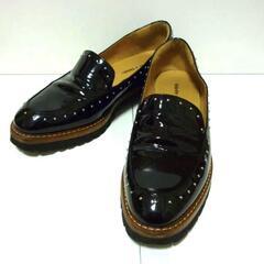 【Odette e Odile】スタッズライン ローファー ブラック 22.5の画像